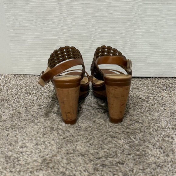 Antonio Melani Ellodie Brown Leather Wedges Size 7 - Picture 4 of 5